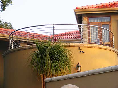 Quels sont les différents types de garde-corps de balcon ?